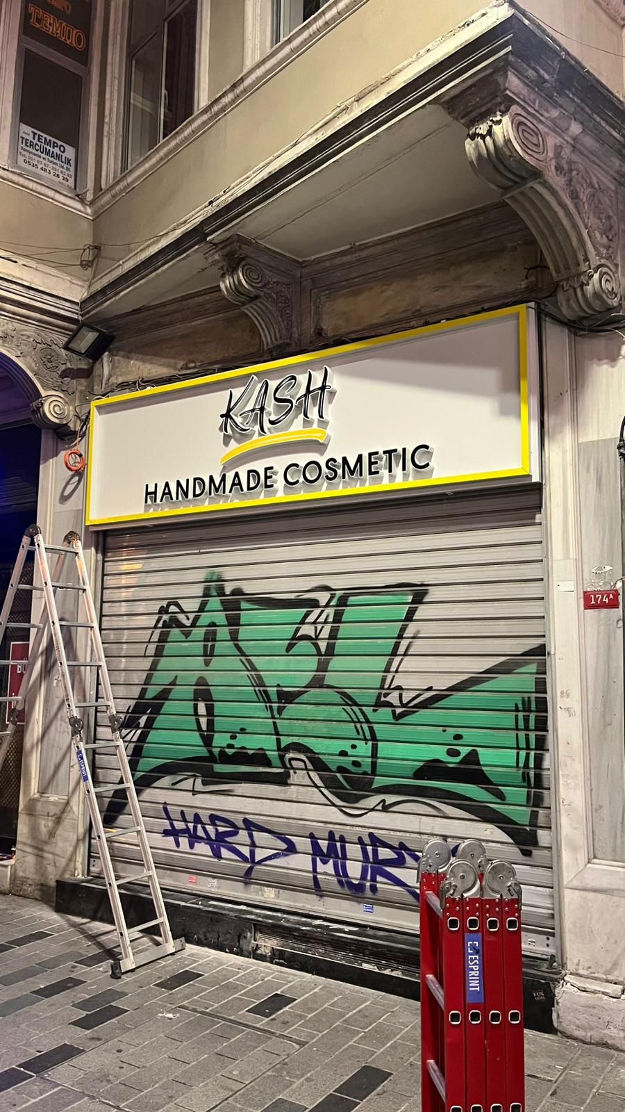 Kash Tabela – Kutu Harf Tabela Uygulaması